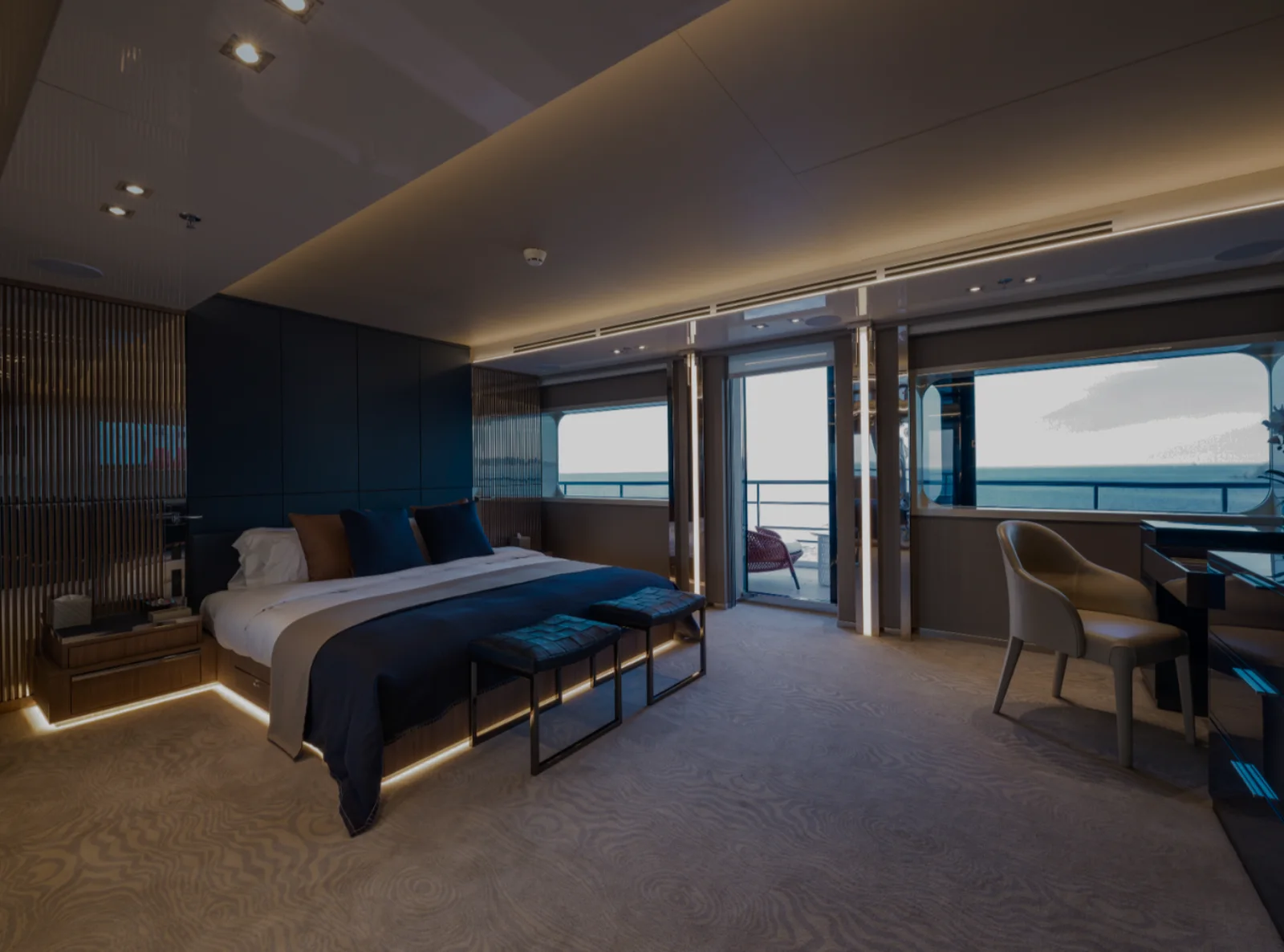 Suite aboard M/Y Marquise